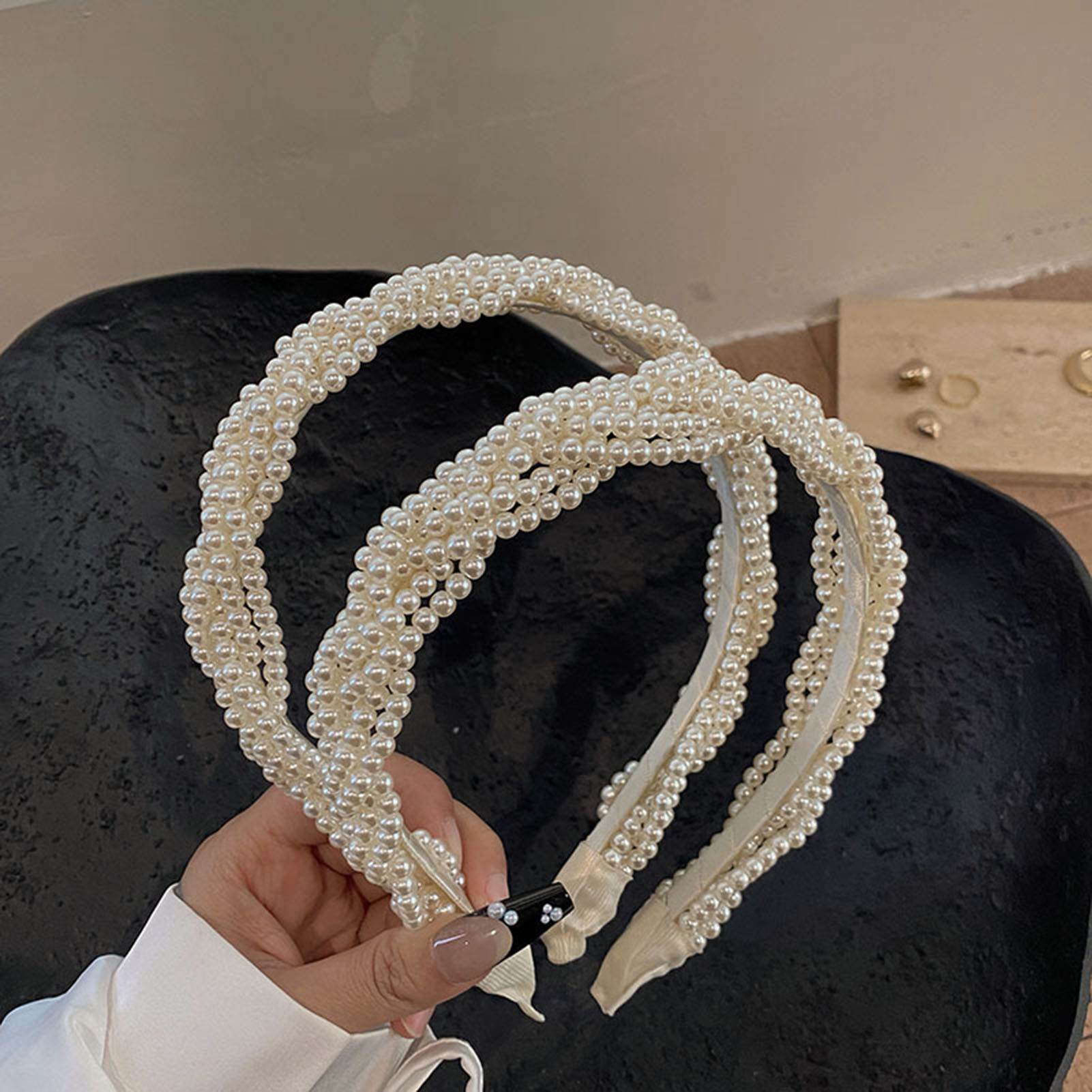 Wedding Supply Store - エレガントなパールヘッドバンド女性のためのヘアアクセサリーヘアバンドファッションガールズヘアフープバンド飾り花嫁結婚式の帽子ギフト