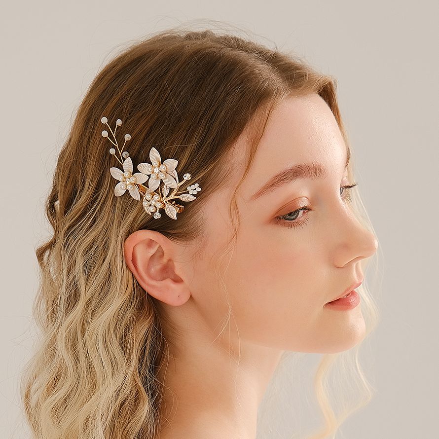 Wedding Supply Store - 女性のための手作りの真珠のヘアクリップ,結婚式のヘアアクセサリー,ゴールドカラー,クリスタル,花嫁のための手作りのフラワークリップギフト