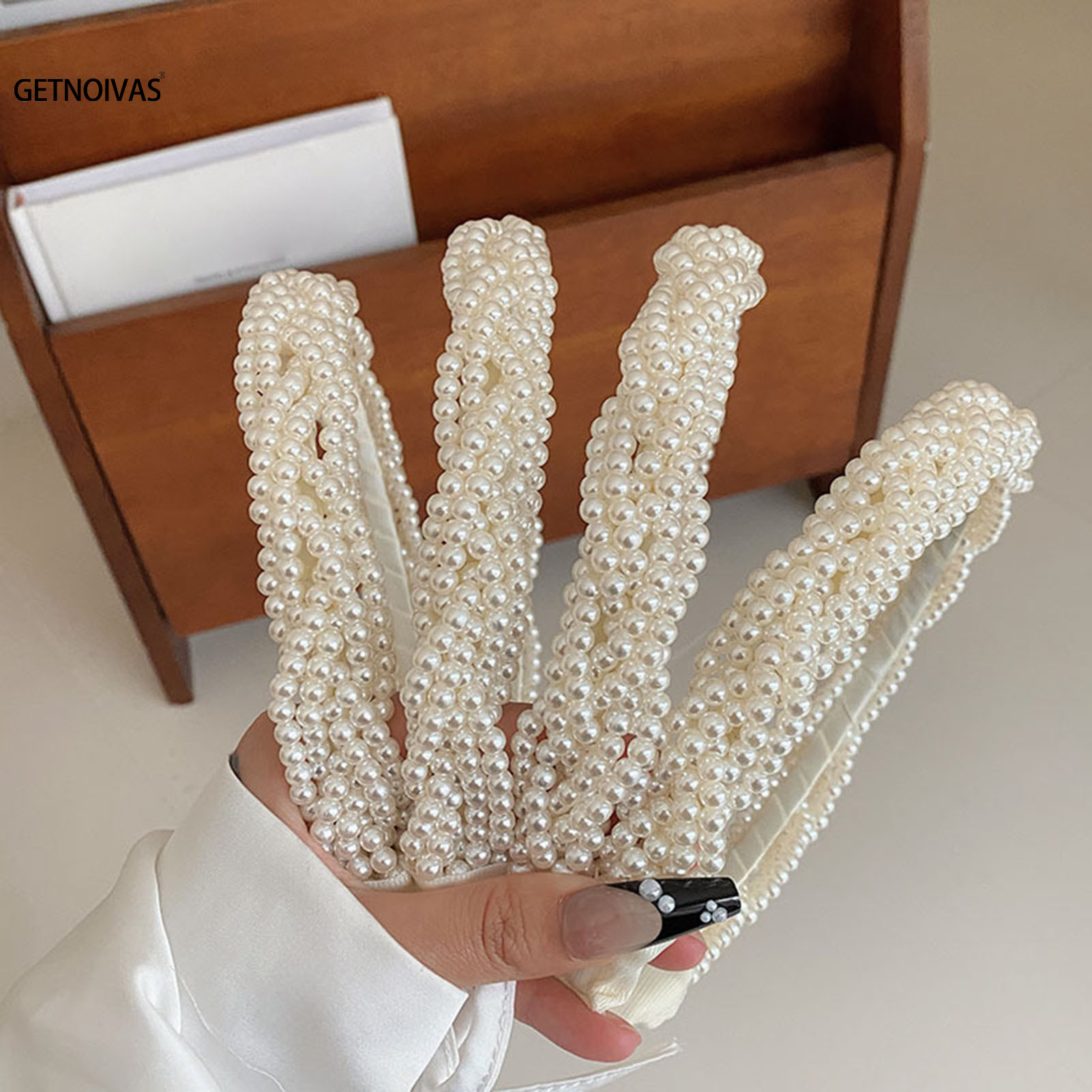 エレガントなパールヘッドバンド女性のためのヘアアクセサリーヘ - Wedding Supply Store のレビューと価格