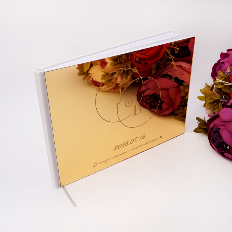 カスタムエンゲージリング付きのパーソナライズされたアクリルミ - Personalized Guest Book のレビューと価格